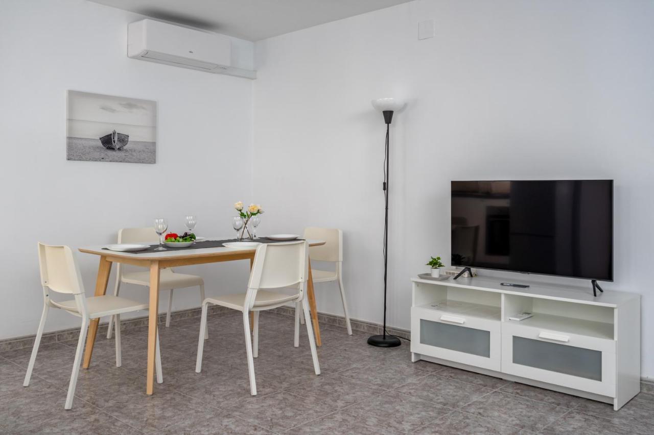 Central Flat With Pool In Fuengirola By Costarentals - Ref 171 外观 照片