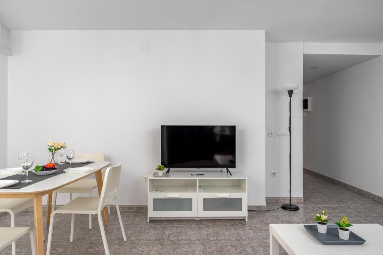 Central Flat With Pool In Fuengirola By Costarentals - Ref 171 外观 照片
